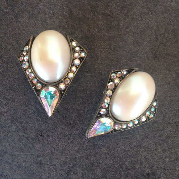 Vintage Jewelry - Vintage Deco Revival Pearl Dome and AB Earrings